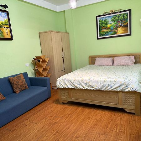 Cozy Homestay ハノイ市 エクステリア 写真