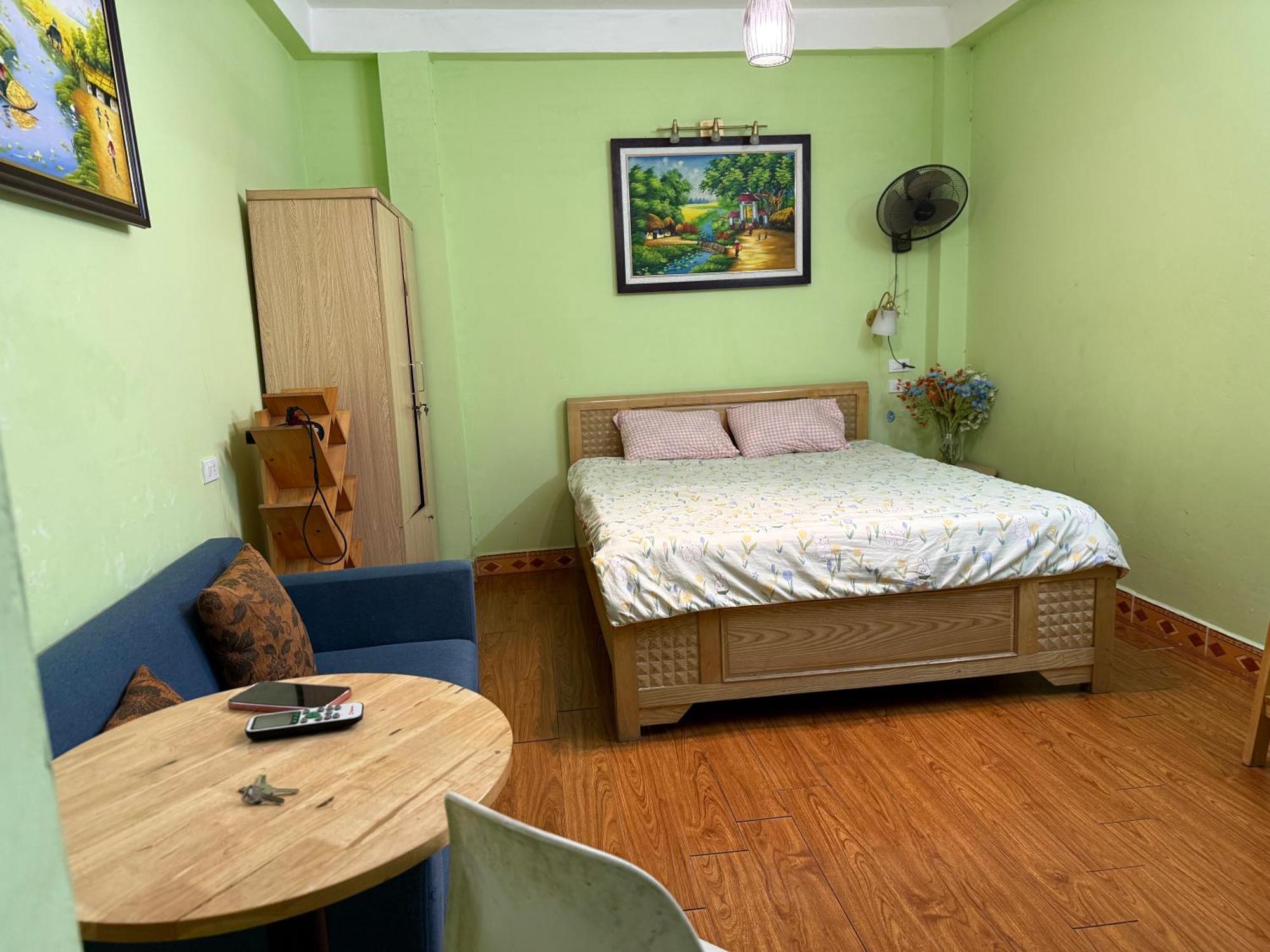 Cozy Homestay ハノイ市 エクステリア 写真