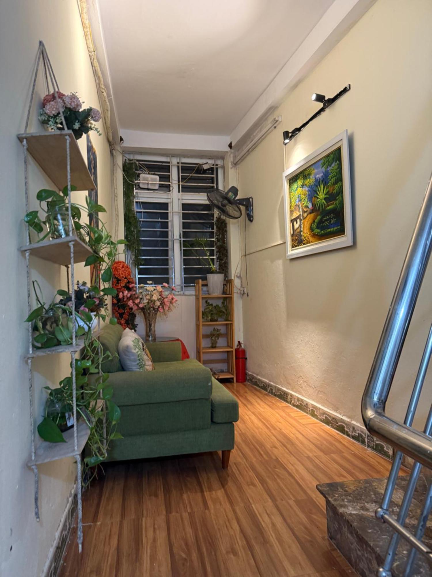 Cozy Homestay ハノイ市 エクステリア 写真